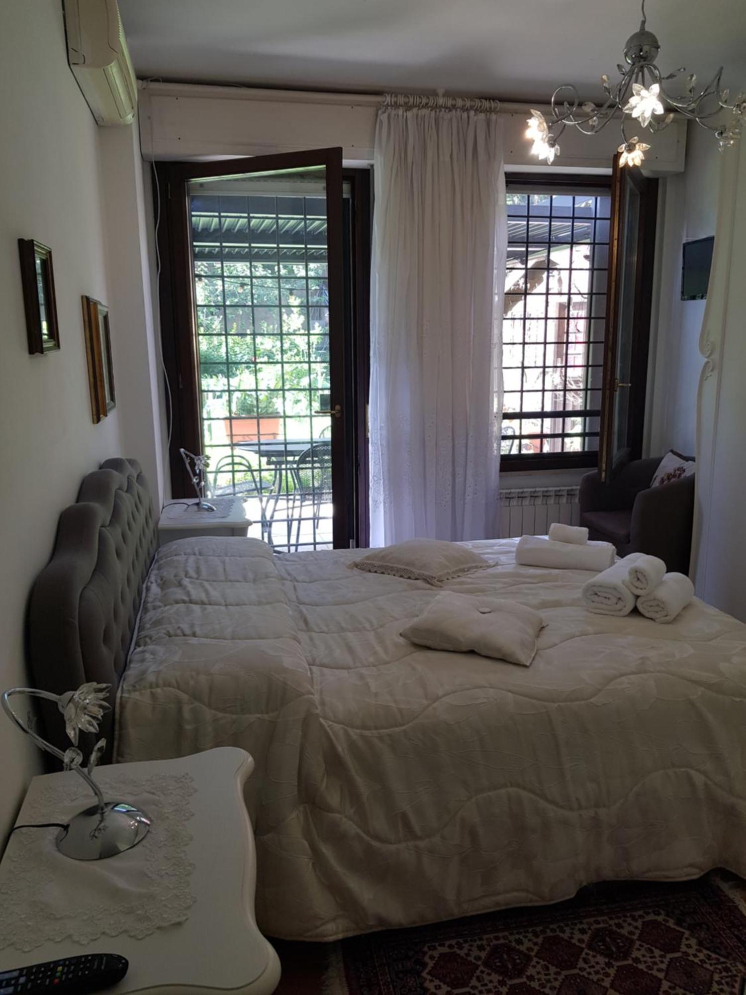 Eur Charme Apt&Garden Rome Extérieur photo